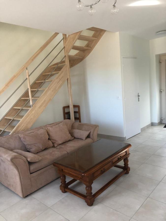 Residence Merlin Appartement Arthur Saint-Malon-sur-Mel Εξωτερικό φωτογραφία