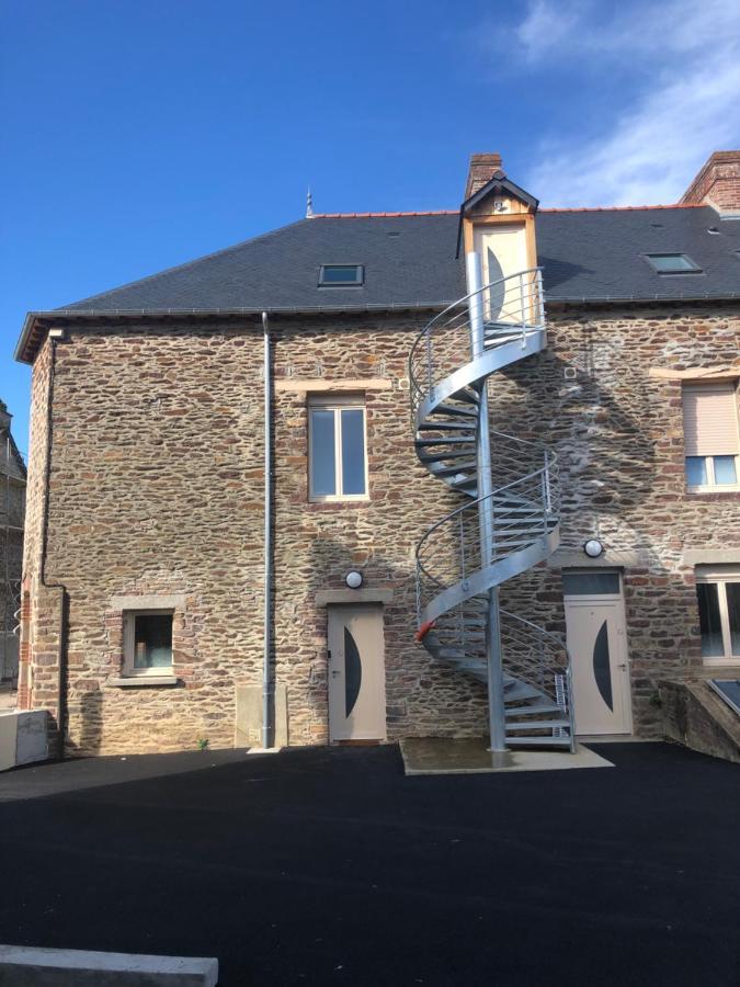 Residence Merlin Appartement Arthur Saint-Malon-sur-Mel Εξωτερικό φωτογραφία